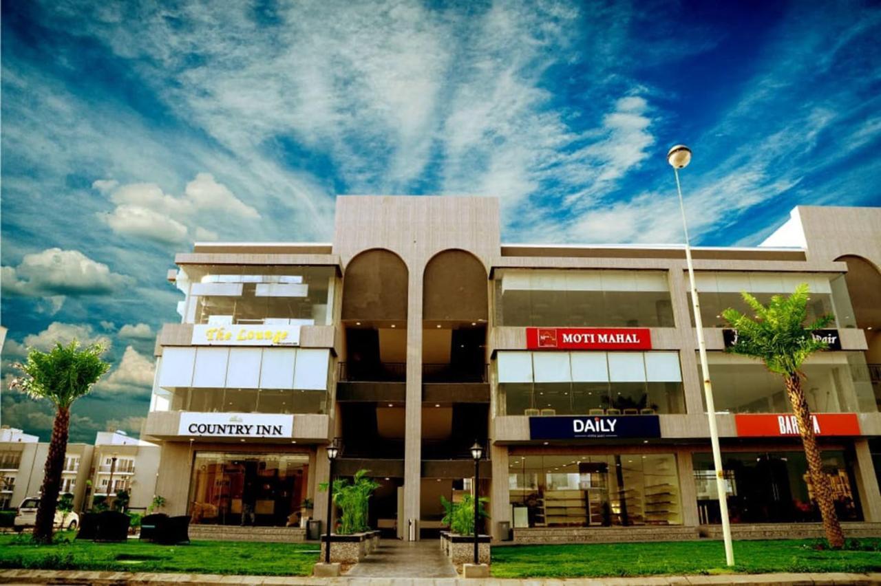 Country Inn Hotels & Resorts Vrindavan Bagian luar foto