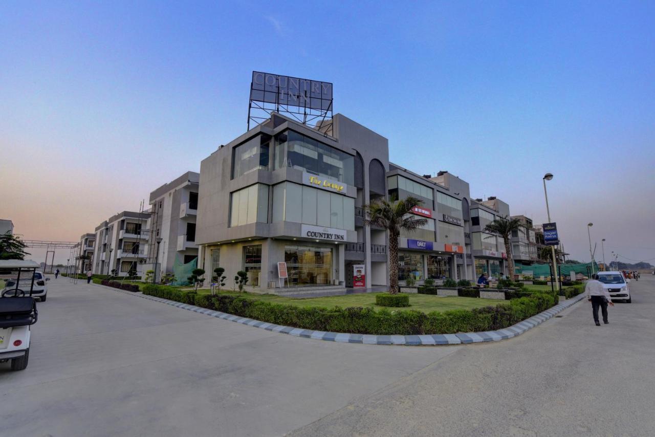 Country Inn Hotels & Resorts Vrindavan Bagian luar foto