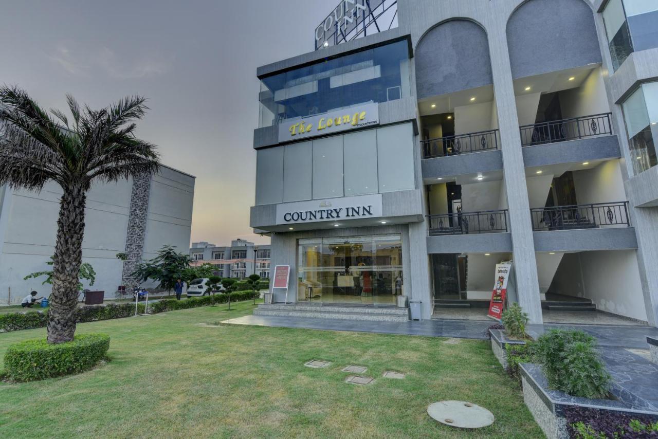 Country Inn Hotels & Resorts Vrindavan Bagian luar foto