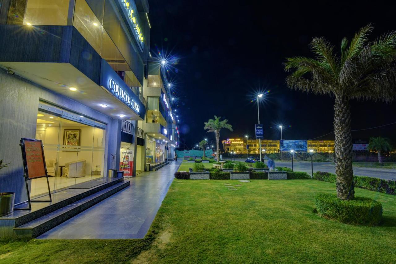 Country Inn Hotels & Resorts Vrindavan Bagian luar foto